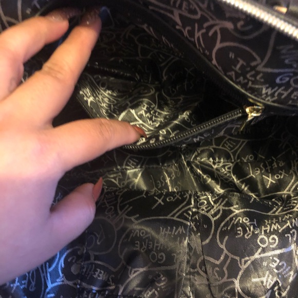 Betsey Johnson - Picture 8 of 8